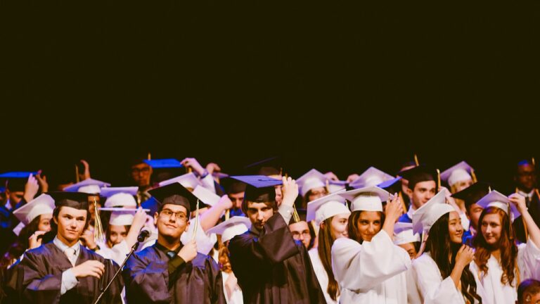 Finished High School in 2023? Confused about University now?